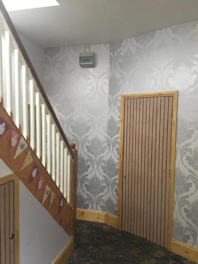 Dene House Bed & Breakfast เกรทยาร์มัธ ภายนอก รูปภาพ