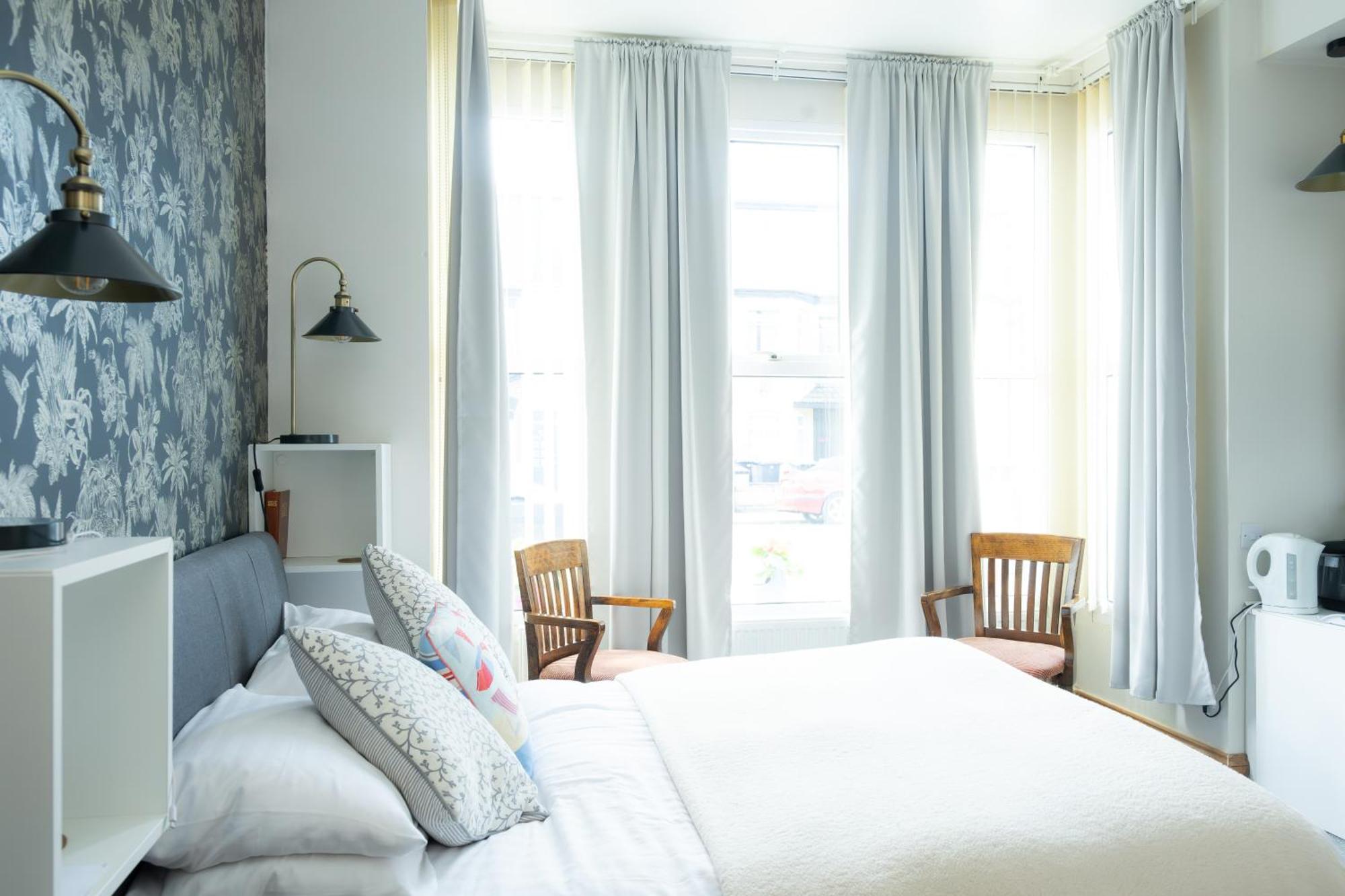 Dene House Bed & Breakfast เกรทยาร์มัธ ภายนอก รูปภาพ