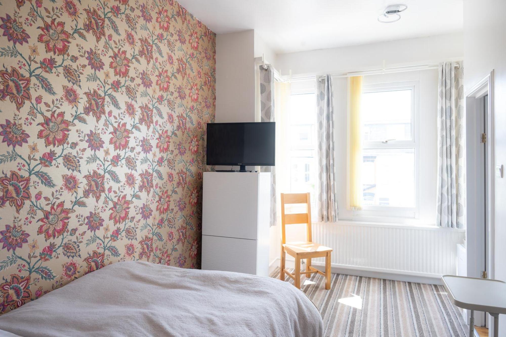 Dene House Bed & Breakfast เกรทยาร์มัธ ภายนอก รูปภาพ